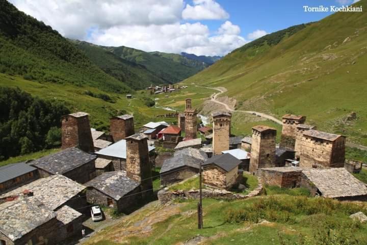 Vila Latphari In Ushguli Exterior foto
